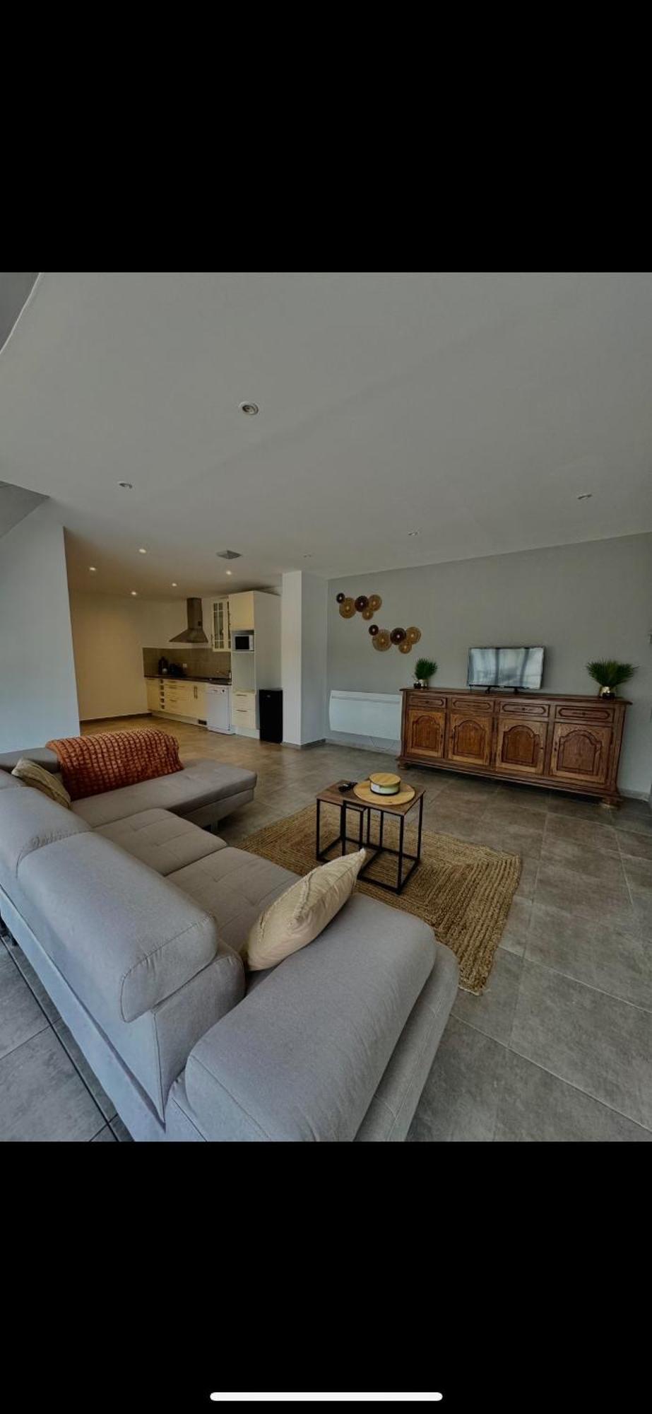 Apartment Classe Pommeuse